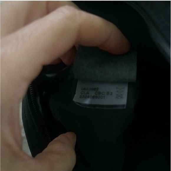 LONGCHAMP- Le Pliage Nylon Messenger Bag - Picture 9 of 12